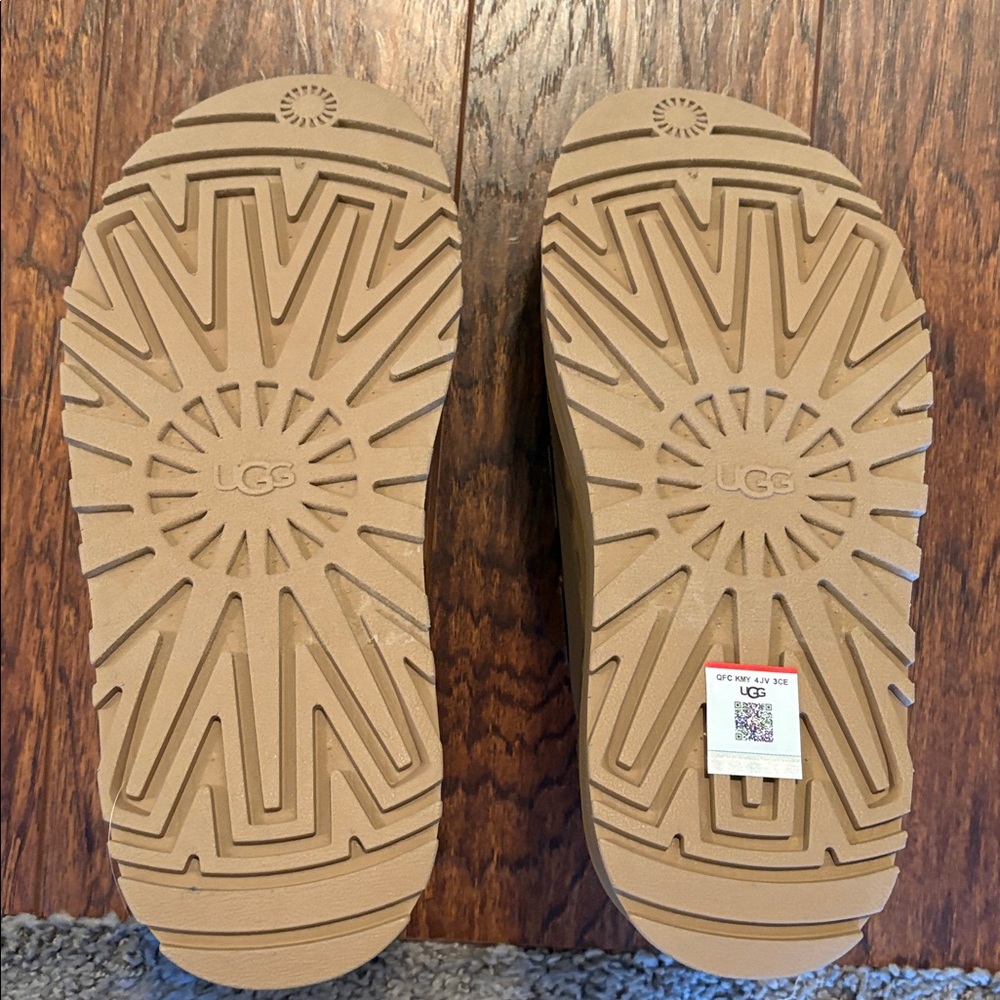 UGG Goldenglow slide - Picture 3 of 5
